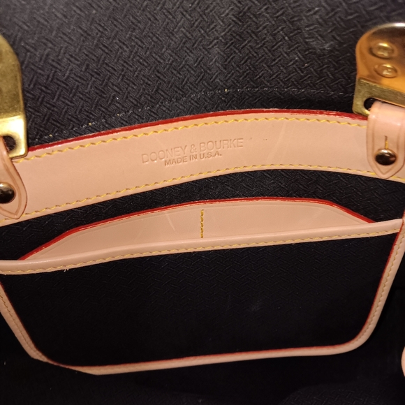 Dooney and bourke satchel - Picture 8 of 13